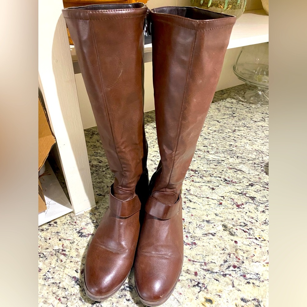 Women’s boots
